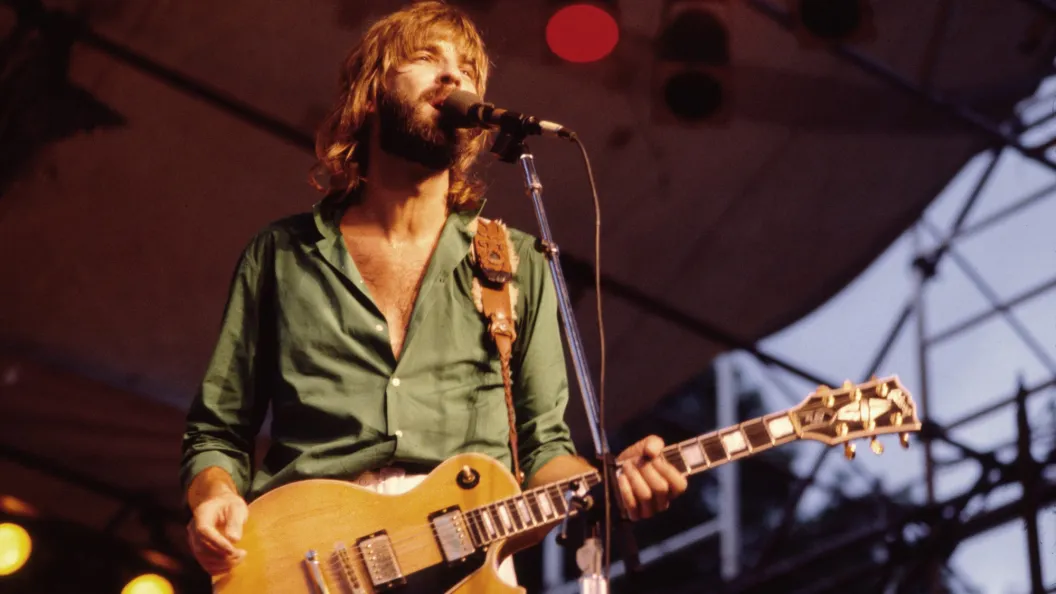 Eddie Money Was Disappointed About This One Kenny Loggins Hit Eddie Money Was Disappointed About This One Kenny Loggins Hit