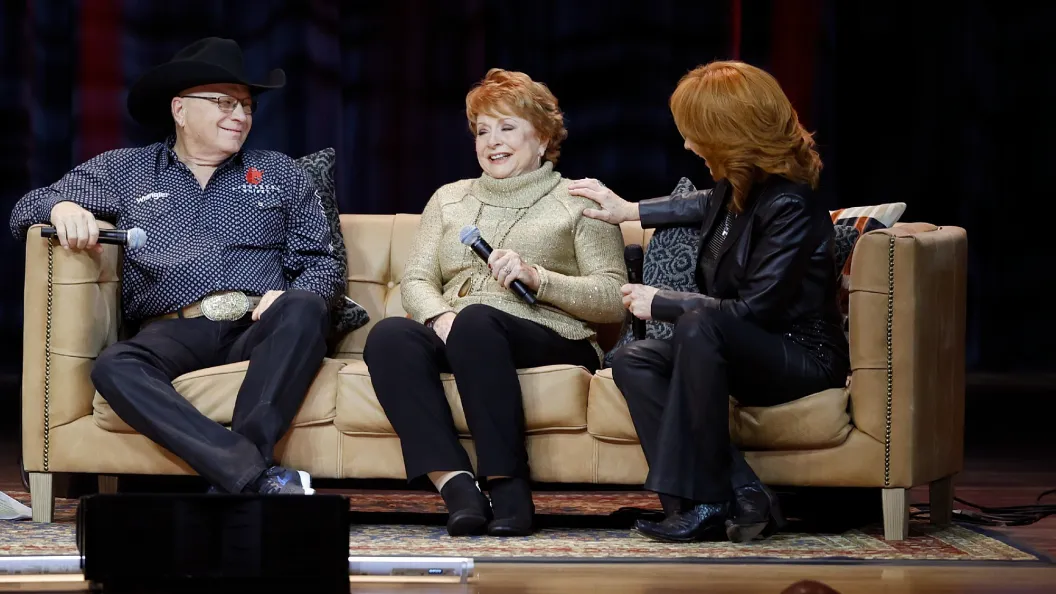 Remember When Reba McEntire’s Brother Dropped a Hit on Country Radio in the 80s? Remember When Reba McEntire’s Brother Dropped a Hit on Country Radio in the 80s?