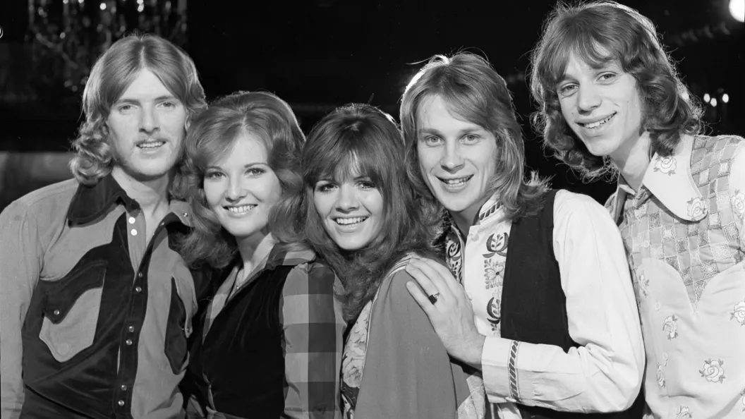 This Coca-Cola Jingle Became a Massive Hit for Two Different Bands in the 1970s This Coca-Cola Jingle Became a Massive Hit for Two Different Bands in the 1970s