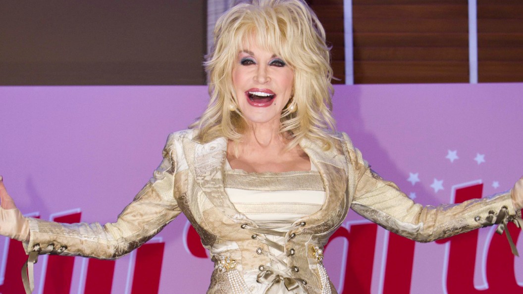 Dolly Parton’s Walk of Fame Star Restored With Special Friday Unveiling Planned Dolly Parton’s Walk of Fame Star Restored With Special Friday Unveiling Planned