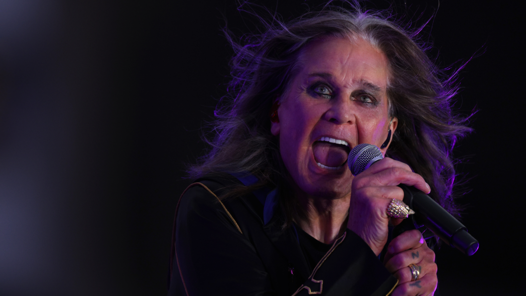 Ozzy Osbourne Fans Cheer and Cry in First Trailer for His ‘Back to the Beginning’ Concert Film Ozzy Osbourne Fans Cheer and Cry in First Trailer for His ‘Back to the Beginning’ Concert Film