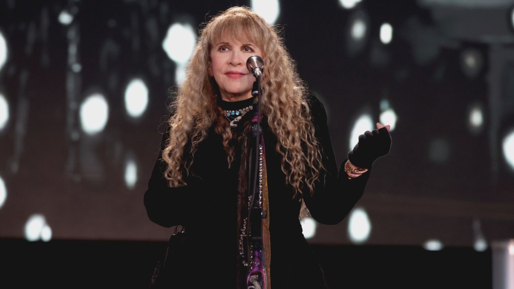 Stevie Nicks’ Brother, Who Worked Behind the Scenes on Her Legendary Career, Dies at 72