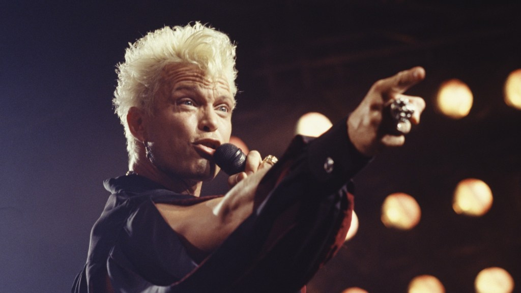 3 New Wave Songs From 1990 That Tried To Keep the 1980s Alive