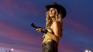 Lainey Wilson Sings “Amazing Grace” at the Site Where the Twin Towers Fell in Stunning 9/11 Tribute