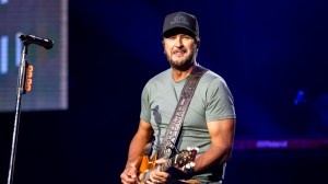 Luke Bryan Reveals How He Wants to Emulate Dolly Parton’s Career