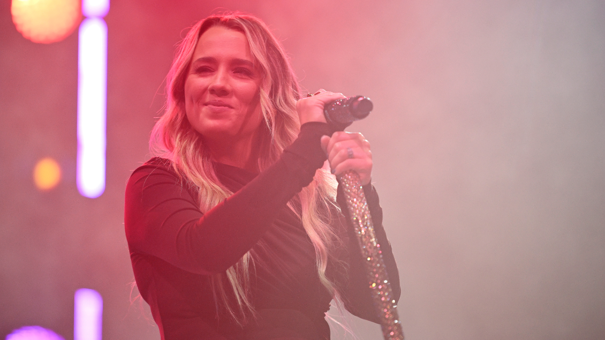 Gabby Barrett Reveals Her Hilarious Connection to ‘Jolene’ as She Performs the Dolly Parton Hit in Nashville (Exclusive)