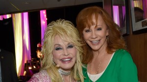 Reba McEntire Shares Heartbreaking Story of Missing Dolly Parton’s Final Call: “I’ll Find Out One Day”