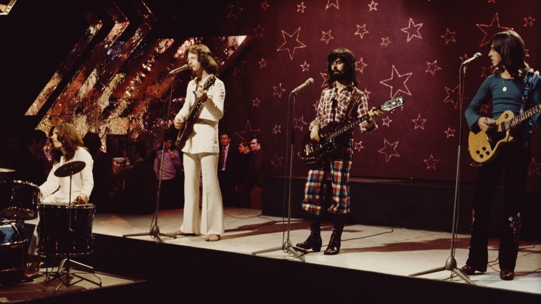 Every Baby Boomer Alive Remembers These 4 Must-Hear Classic Rock Ballads From 1972 Every Baby Boomer Alive Remembers These 4 Must-Hear Classic Rock Ballads From 1972