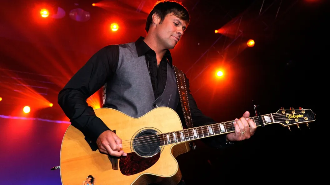 9 Years Ago Today, Half of One of Country Music’s Biggest Duos Died in a Helicopter Crash Days After Recording a Hit Album 9 Years Ago Today, Half of One of Country Music’s Biggest Duos Died in a Helicopter Crash Days After Recording a Hit Album