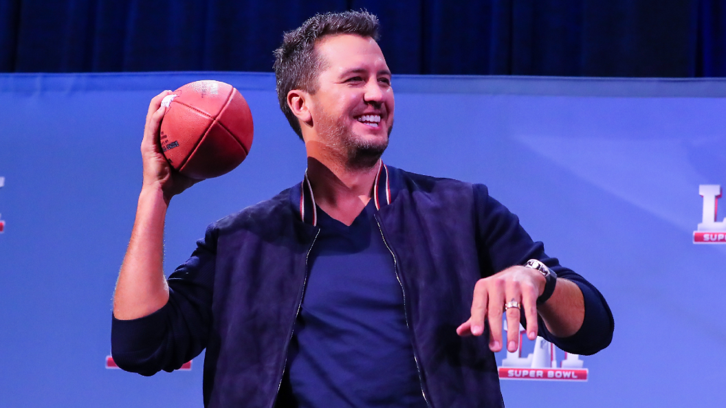 Luke Bryan Helping Kick Off the NFL Season With Special Performance Ahead of Seahawks-Patriots Luke Bryan Helping Kick Off the NFL Season With Special Performance Ahead of Seahawks-Patriots