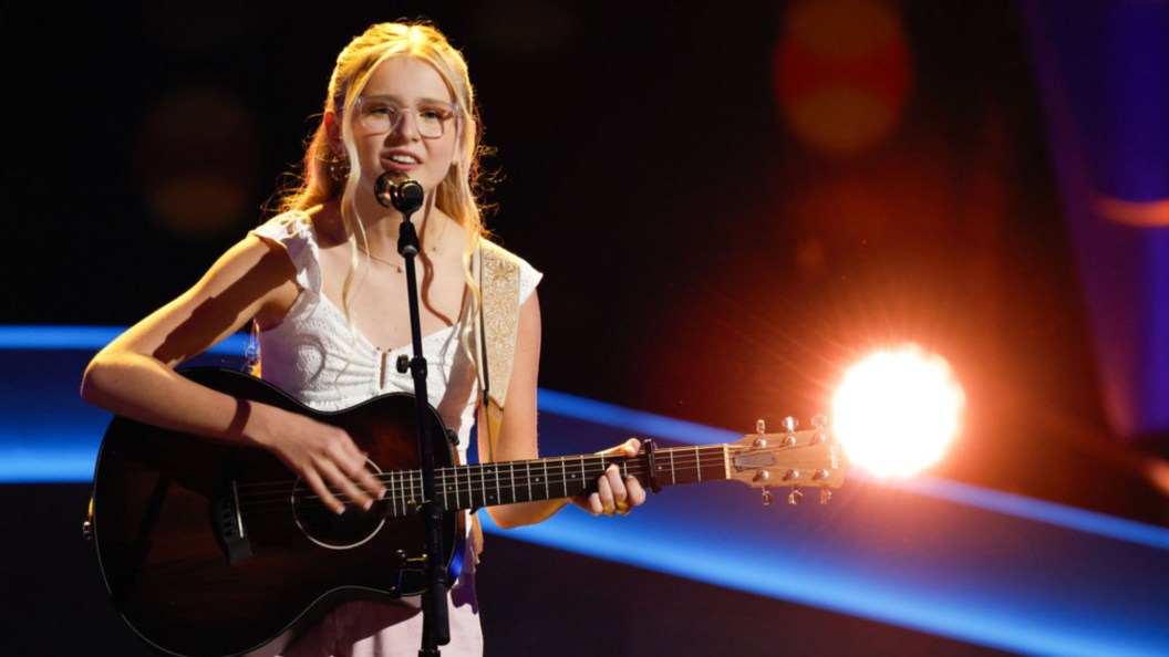 “What’s Happening Here?!”: 14-Year-Old Stuns Kelly Clarkson and Queen Latifah on ‘The Voice’ “What’s Happening Here?!”: 14-Year-Old Stuns Kelly Clarkson and Queen Latifah on ‘The Voice’