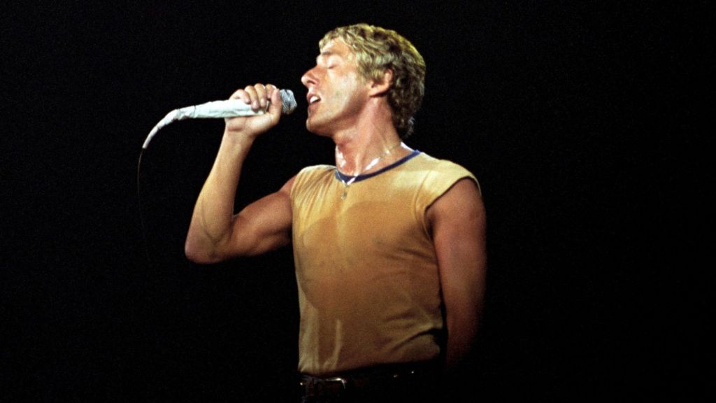 4 One-Hit Wonder Songs by Musicians Who Were in Multi-Hit Bands