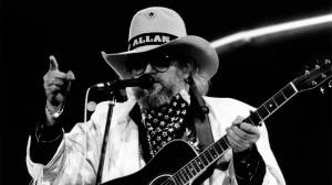 Born 87 Years Ago Today in Ohio, the “Mysterious Rhinestone Cowboy” Who Embodied Outlaw Country and Penned This Johnny Paycheck Smash