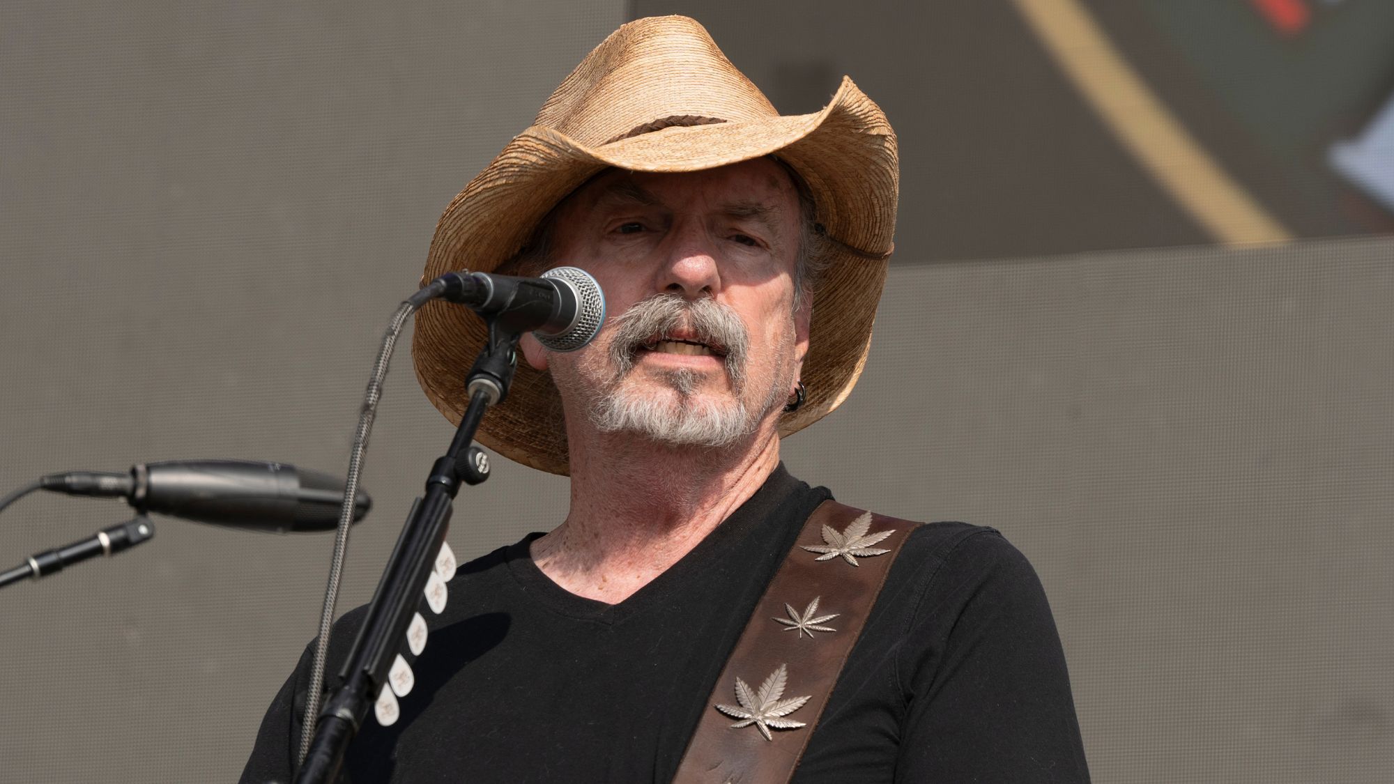 Born 76 Years Ago Today in Florida, One Half of the Chart-Dominating Sibling Duo Responsible for the No. 1 Country Pickup Line of All Time