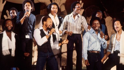 3 Classic Songs That Remind Me Why I Still Love the Fall Season