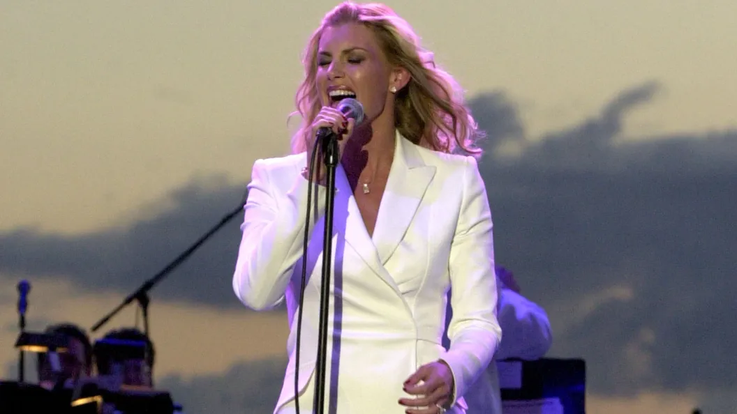 Celine Dion Passed on What Became One of Faith Hill’s Biggest Hits in the 2000s Celine Dion Passed on What Became One of Faith Hill’s Biggest Hits in the 2000s