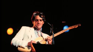 3 Glenn Frey Songs That Might Be Better Than What He Did With Eagles