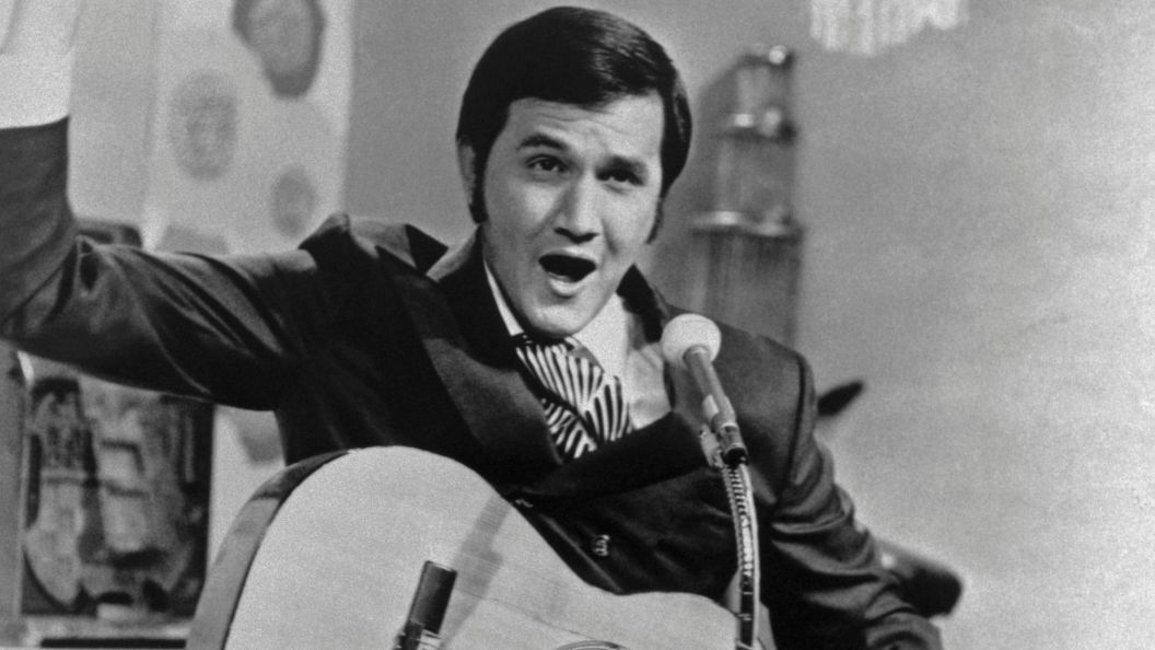 4 Years Ago Today, We Said Goodbye to the Prolific A-Team Guitarist Whose Work Graced Hits by Roger Miller, Loretta Lynn, and Patsy Cline 4 Years Ago Today, We Said Goodbye to the Prolific A-Team Guitarist Whose Work Graced Hits by Roger Miller, Loretta Lynn, and Patsy Cline