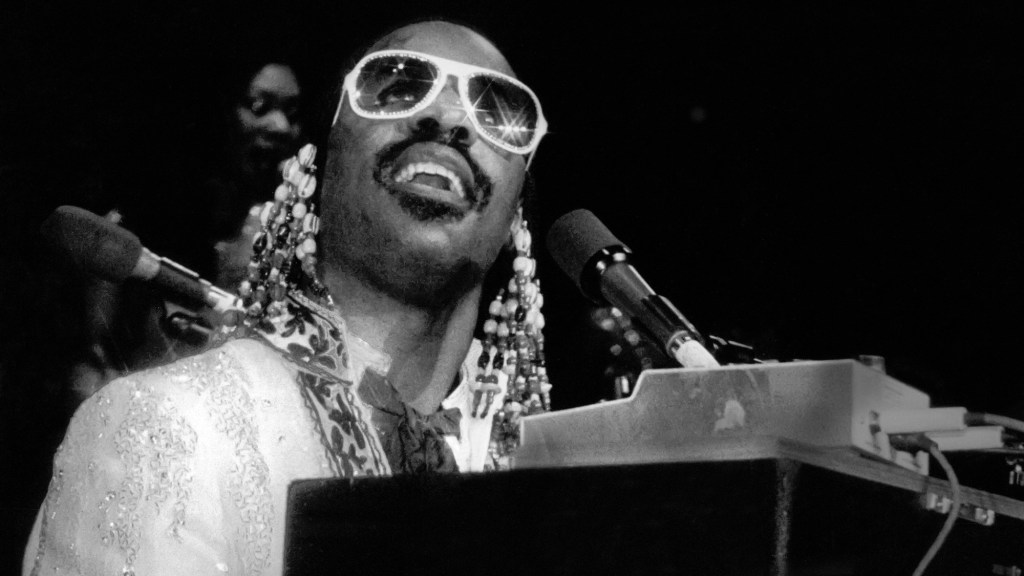 Remember When Peter Frampton Covered a Stevie Wonder Classic?
