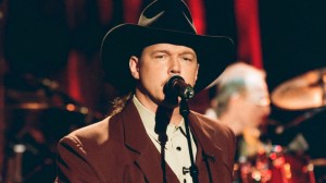 Trace Adkins Wrote This Song To Try To Get a Record Deal in 1996 (And It Worked)