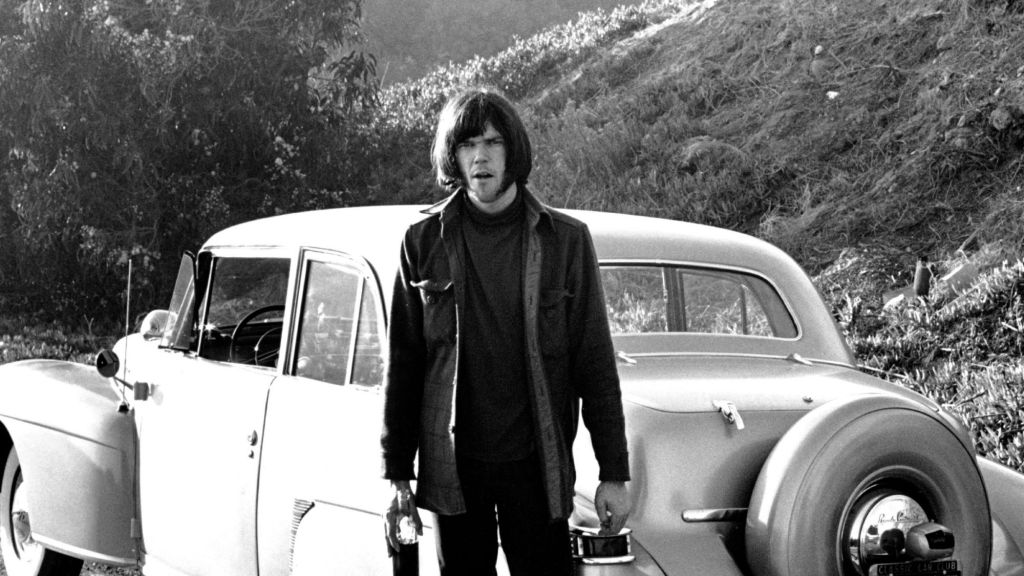 5 Soft Rock Songs That Make You Want To Be Barefoot on a California Hillside Somewhere