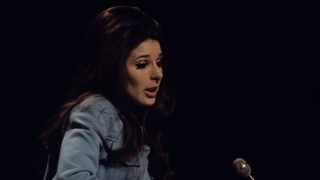 On This Day in 1967, a Country Music Newcomer Did What No Other Artist Could: Dethrone The Beatles On This Day in 1967, a Country Music Newcomer Did What No Other Artist Could: Dethrone The Beatles