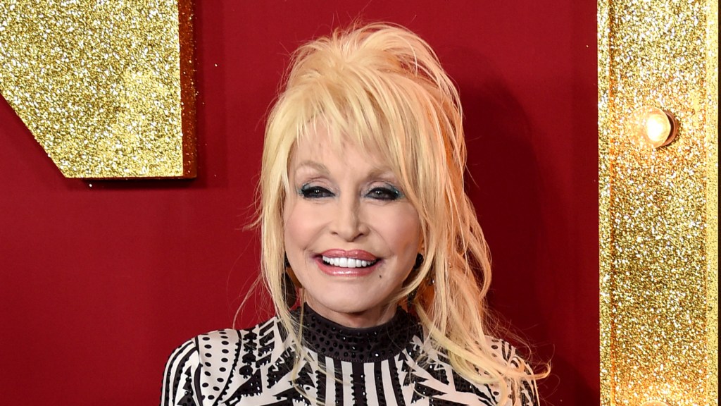 Dolly Parton Left Behind a Secret Memoir, and It Just Sparked a Multimillion-Dollar Bidding War