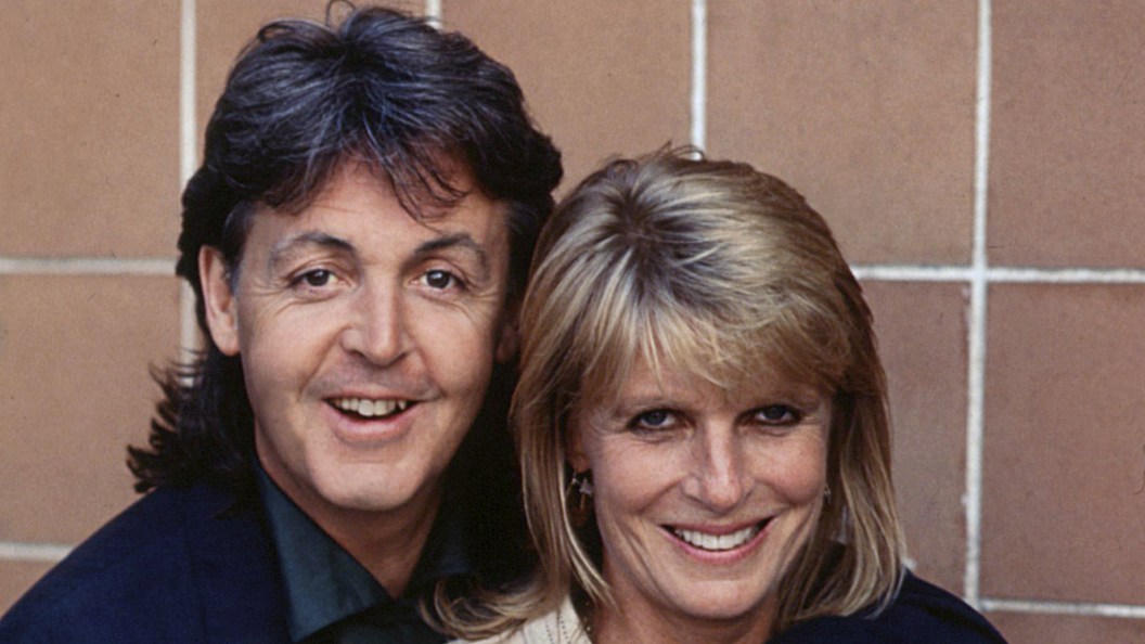 “She Was Something Else”: Paul McCartney Cries While Discussing Late Wife Linda “She Was Something Else”: Paul McCartney Cries While Discussing Late Wife Linda