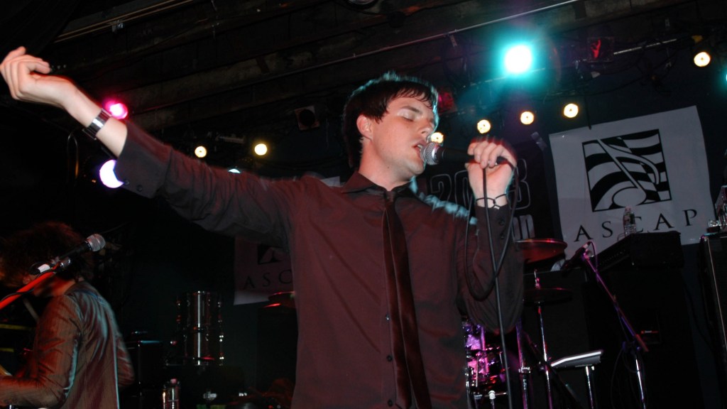 3 Rock Songs From the 2000s That Still Sound Fresh, Despite Being 20+ Years Old