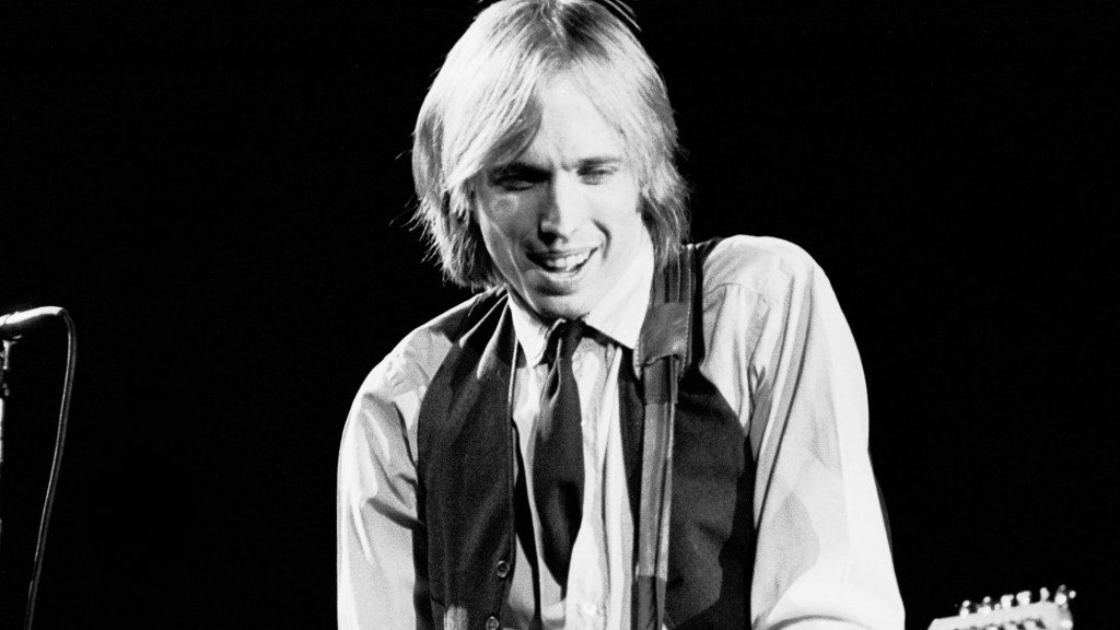 9 Years Ago Today, the World Lost the Classic Rock Icon Whose Songs Have Been Covered by Pearl Jam, Johnny Cash, and Linda Ronstadt