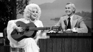 Long Nails, No Problem: Watch Dolly Parton Effortlessly Play Guitar With Her Famous Acrylic Nails on Johnny Carson