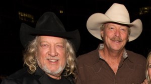 Alan Jackson Pays Emotional Tribute to John Anderson, the Country Legend Who Inspired His Move to Nashville