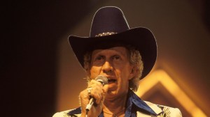 19 Years Ago Today, We Lost “Mr. Grand Ole Opry,” the Country Legend Who Helped Introduce Dolly Parton to the World