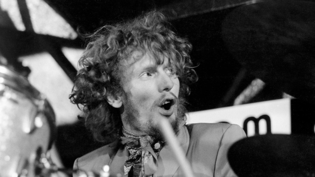 7 Years Ago Today, the World Lost “Rock’s First Superstar Drummer,” Whose Innovative Style Influenced John Bonham, Neil Peart, and Countless Others 7 Years Ago Today, the World Lost “Rock’s First Superstar Drummer,” Whose Innovative Style Influenced John Bonham, Neil Peart, and Countless Others