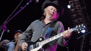 John Anderson’s Voice Was Unlike Anything Else in Country Music, and This Performance Proved It