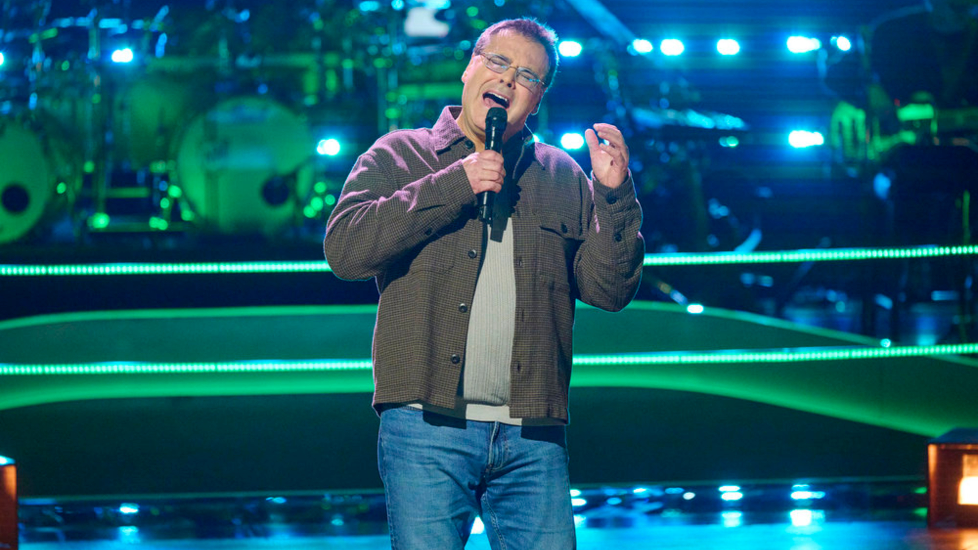 ‘The Voice’s Oldest Contestant Wows With Phil Collins Cover During the Show’s Battle Round