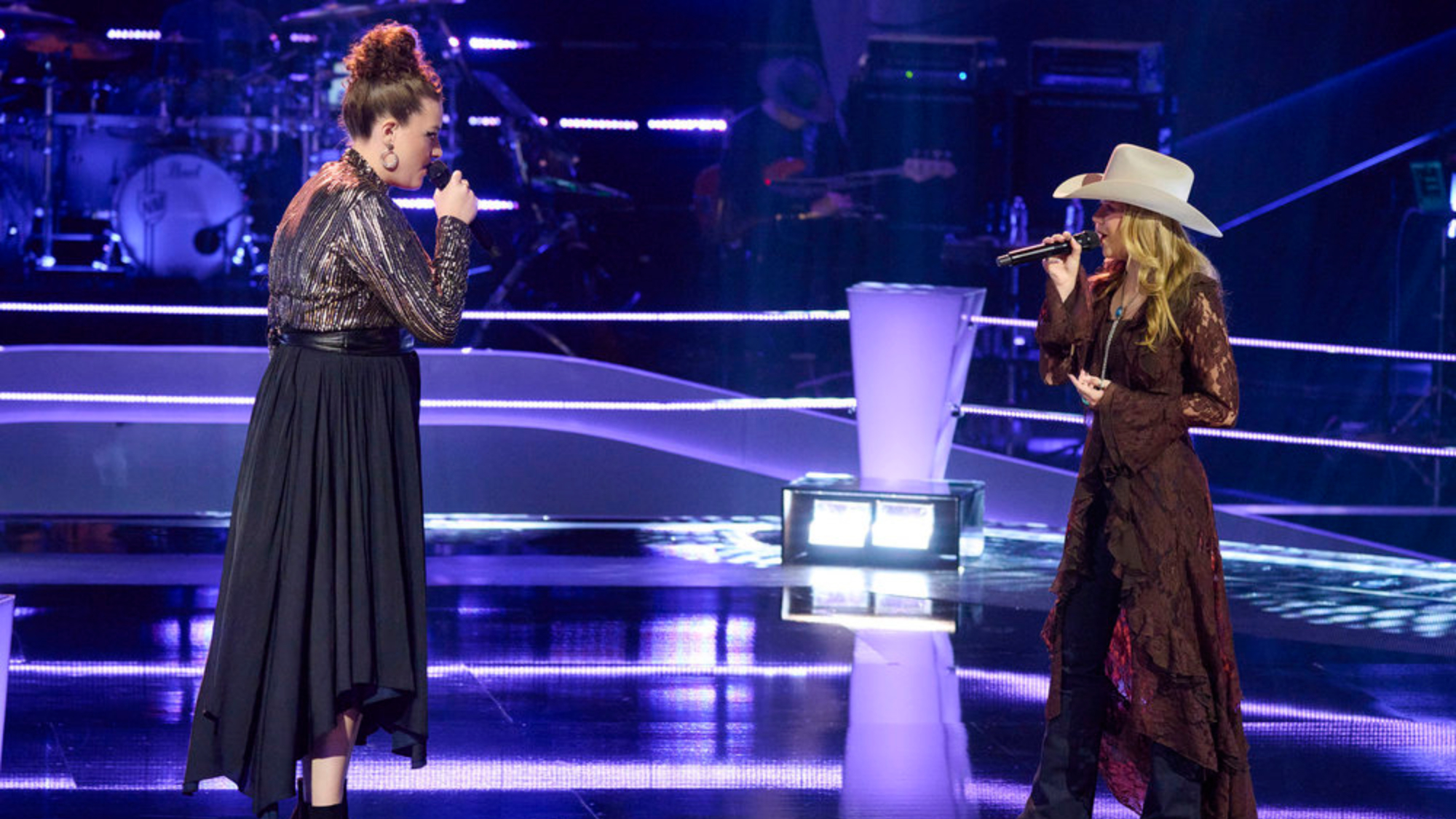 Riley Green's Teenage 'Voice' Contestants Do Bill Withers Proud With Stunning  Performance of “Ain't No Sunshine” - American Songwriter