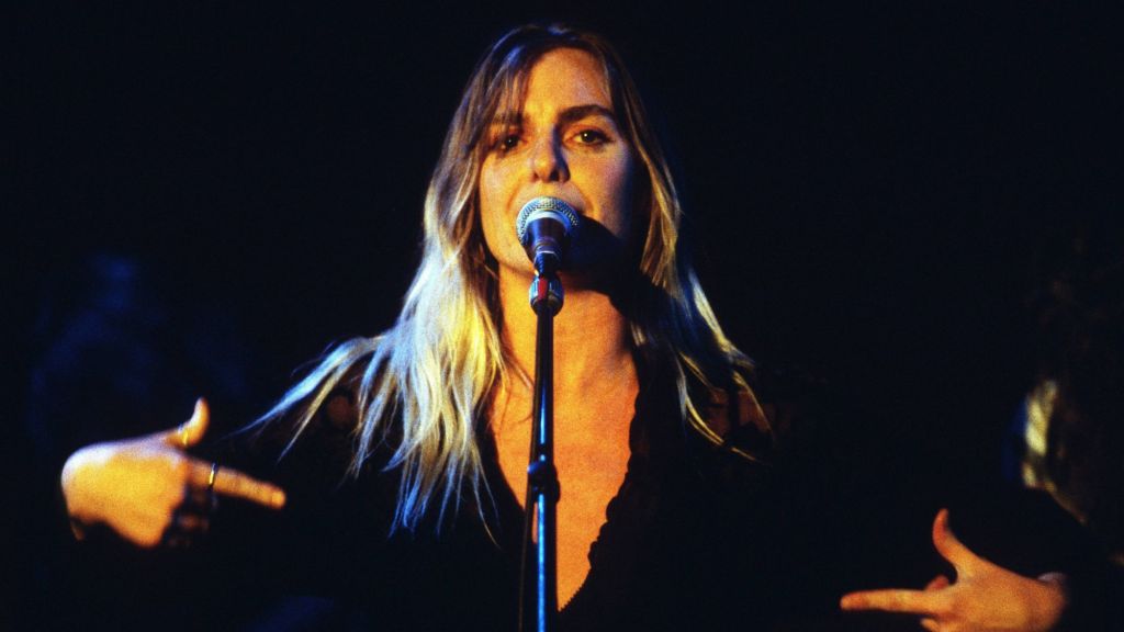 Born 62 Years Ago Today in England, the Blue-Eyed Soul Singer Who Backed George Harrison and Pink Floyd Before Scoring a Top 5 Hit of Her Own