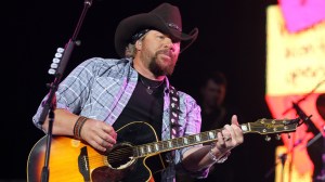 Toby Keith’s Legacy Lives on as University of Oklahoma Names New Student-Athlete Center in His Honor