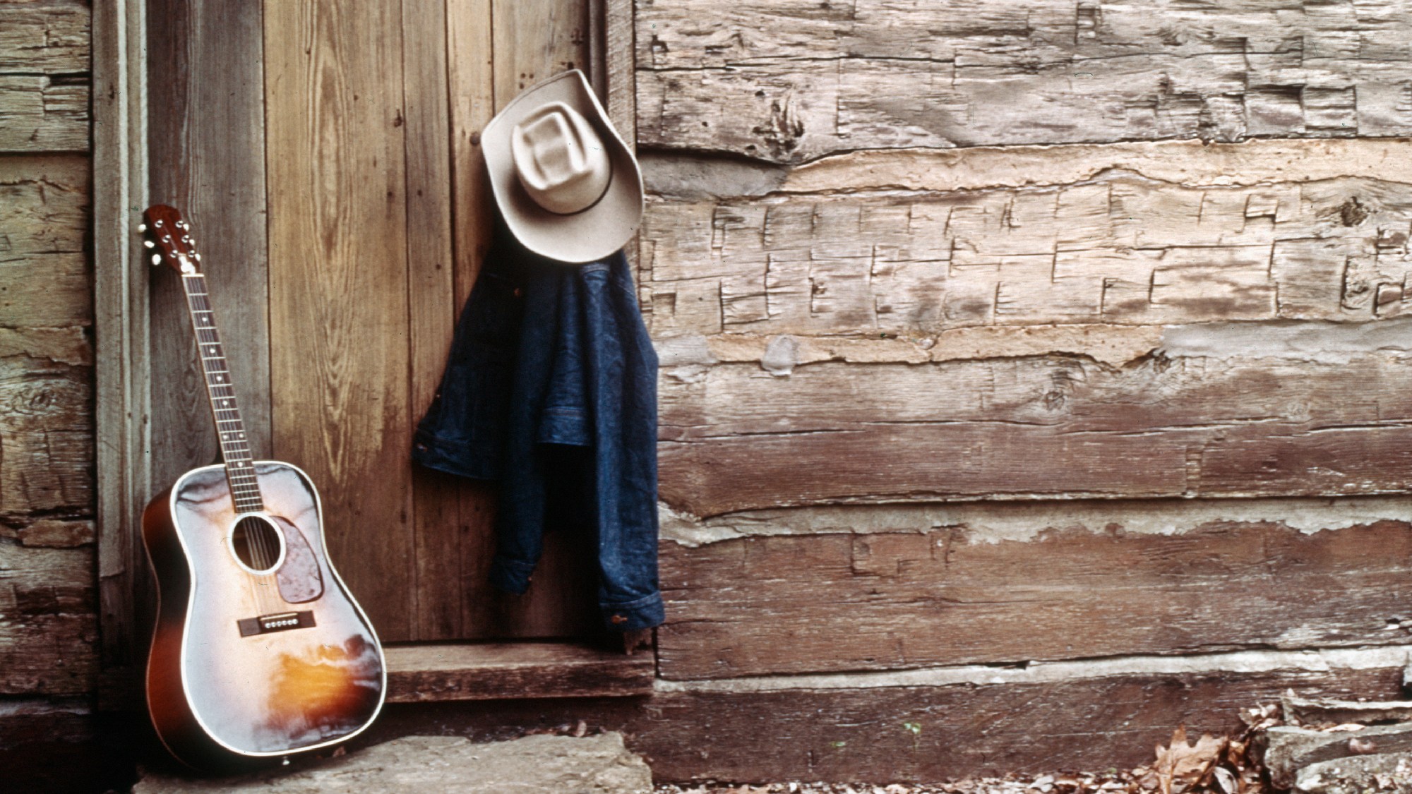 Country Music Legend's Return to the Stage Put on Hold as He Continues To Battle Pneumonia