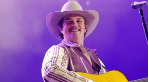 Zach Top Joins Willie Nelson’s Son for a Stunning Rendition of His Father’s Classic Country Heartbreaker