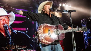 Alan Jackson’s Nephew Wrote the Singer’s Heartbreaking Final Top 25 Single