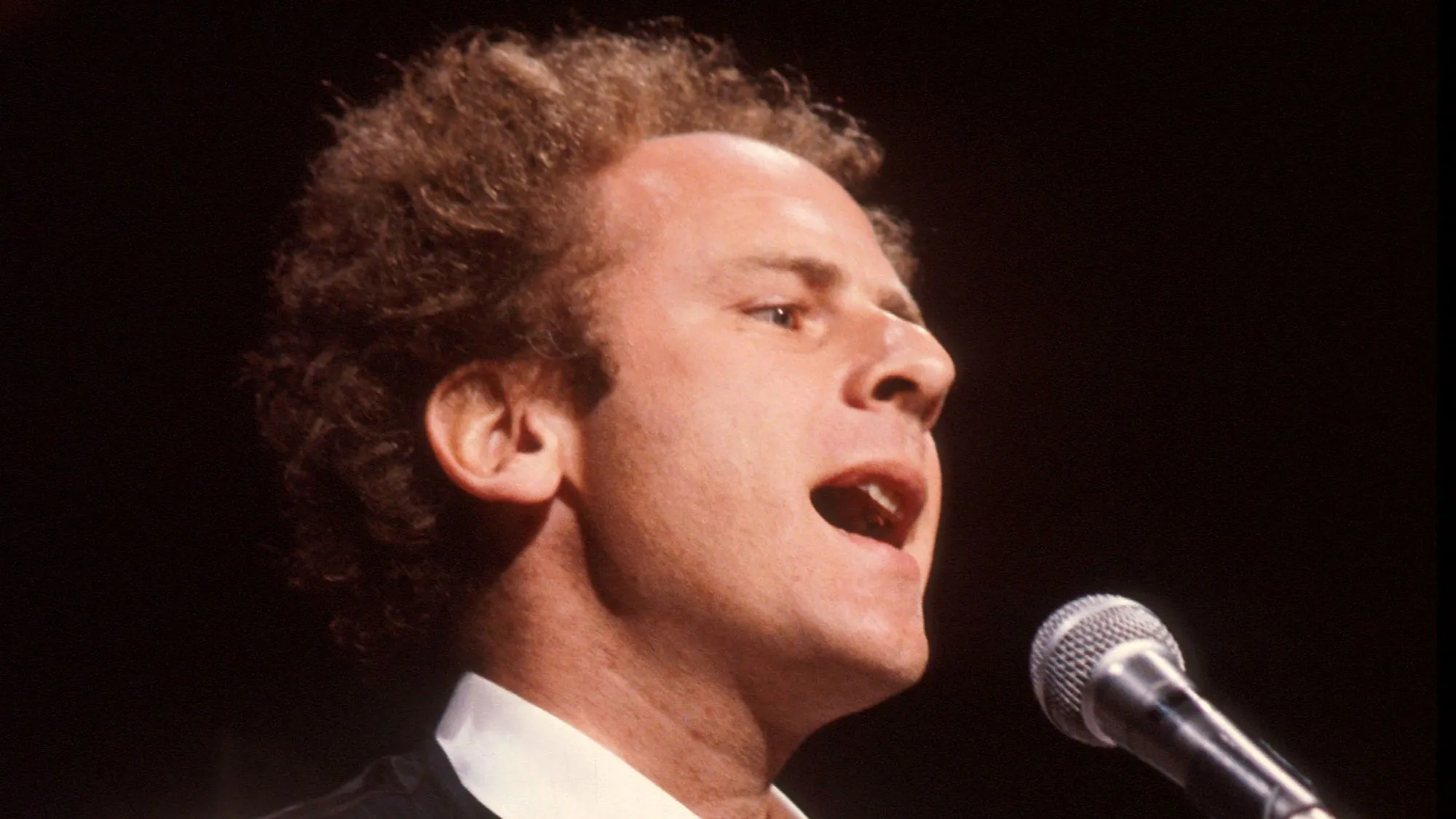 51 Years Ago Today, Art Garfunkel Took a 41-Year-Old Love Song to No. 1 Without Paul Simon