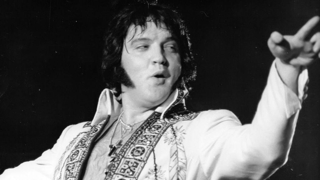 Born 83 Years Ago Today in Virginia, the “Greatest Drummer in the World” Who Played With Elvis Presley, B.B. King, and Marvin Gaye Born 83 Years Ago Today in Virginia, the “Greatest Drummer in the World” Who Played With Elvis Presley, B.B. King, and Marvin Gaye