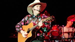 Remember When Garth Brooks Became a Member of the Grand Ole Opry in 1990?
