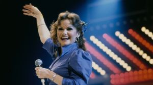 Born 81 Years Ago Today in Texas, the Country Music Trailblazer Who Turned Small-Town Hypocrisy Into a No. 1 Crossover Smash