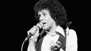 Leo Sayer Had to Completely Redo This Song (And It Became His Final No. 1 Single)