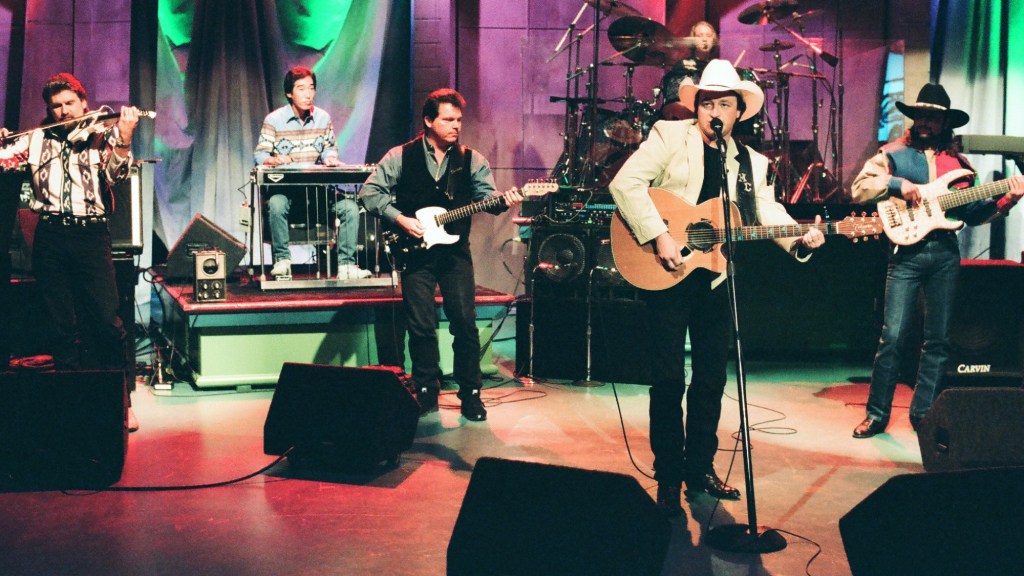 3 Country Songs From 1993 With Absolutely Devastating Lyrics
